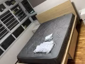 雙人床，單人床