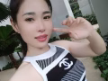 嗨，大家好我叫Jenny來自中國，剛剛來新加坡！我是一個溫柔可愛的專業按摩師，精通淋巴排毒，精油推拿，很開心能夠認