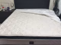 Sleepy Night 床架 Bed Frame - Chester Plush