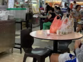 小咖啡店出租 $35,000
