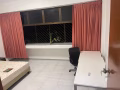 花拉公园MRT附近有大普通房出租，马上可以入住，不可以煮饭，提供MOM本屋地址