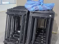 小安搬家，丟垃圾，清理家具等等。