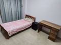 兀兰单间大普通房出租，5分钟到地铁站，高楼通风，包水电网，可报地址，电：93631824