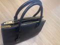 Prada 女包